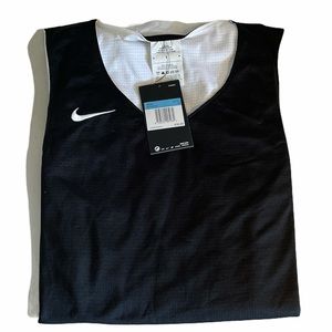 Nike men’s tank top